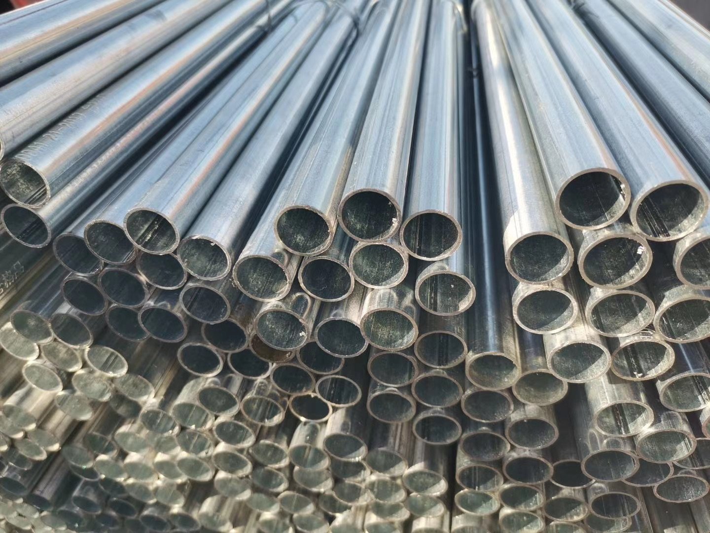 Gi Pipe full from- ALLLAND Steel Pipe